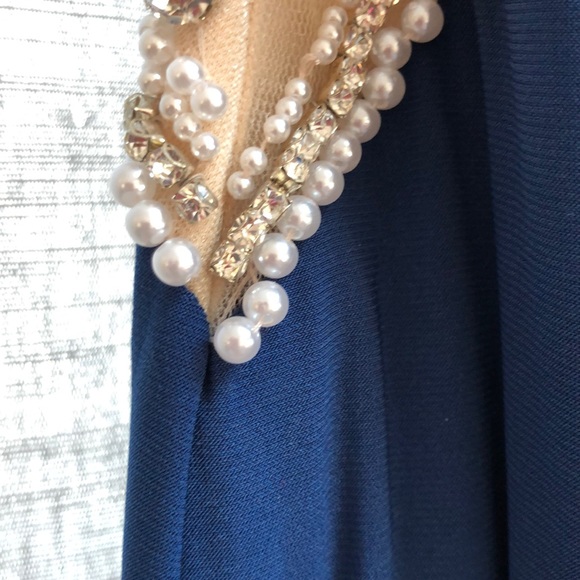 Blue and jeweled prom dress - Picture 6 of 7